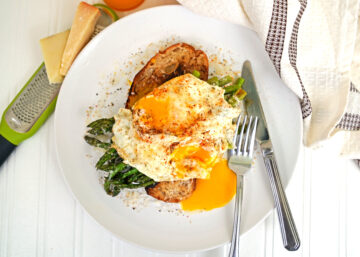 eggs and asparagus on sourdough toast