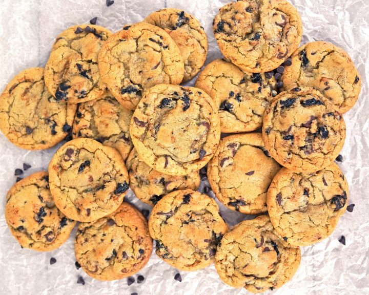 chocolate chip cookies with dried cherries