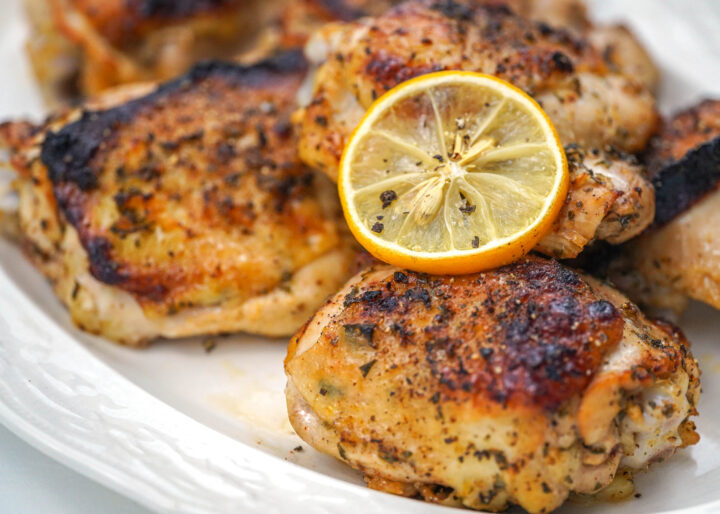 crispy baked lemon pepper chicken thighs