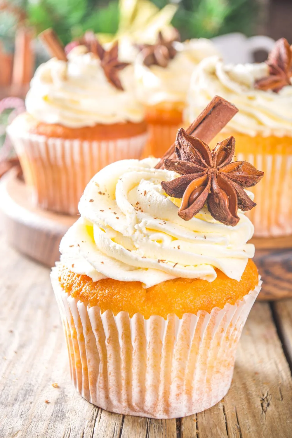 eggnog cupcakes with eggnog frosting