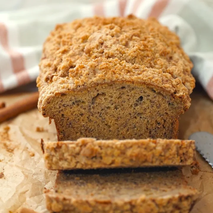 Banana Bread with Crumble Topping